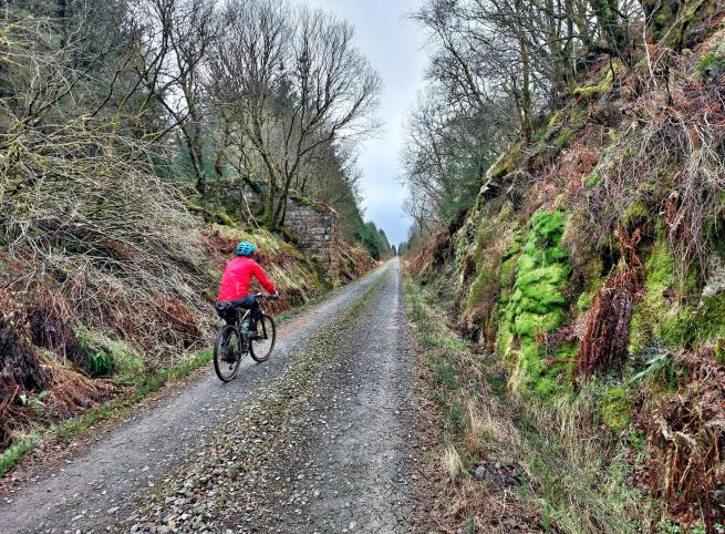 gravel biking tour scotland